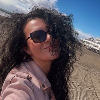 • p o d ě k o v á n í Chtěla bych vám dnes moc poděkovat. Tvořit je jedna věc, druhá a dost důležitá stránka svobody...